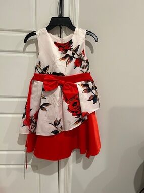 NWOT Red and White Floral Bow Dress